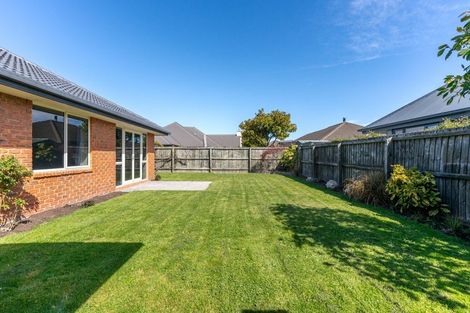 Photo of property in 72 Broadhaven Avenue, Parklands, Christchurch, 8083