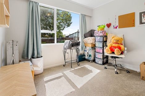 Photo of property in 28 Waianiwa Place, Tokoroa, 3420