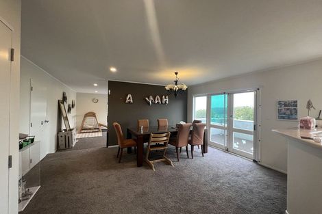 Photo of property in 3 Altair Place, Windsor Park, Auckland, 0632