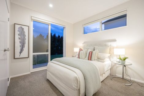 Photo of property in 21 Headland Drive, Long Bay, Auckland, 0630