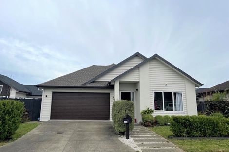 Photo of property in 14 Paso Fino Crescent, Karaka, Papakura, 2113