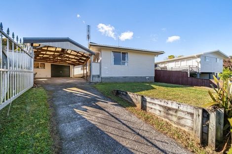 Photo of property in 20 Blueberry Grove, Timberlea, Upper Hutt, 5018