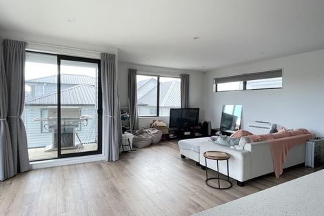 Photo of property in 11d Manuwai Road, Torbay, Auckland, 0630