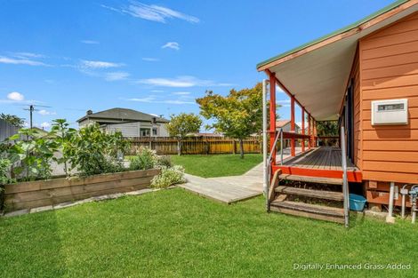 Photo of property in 19a Victoria Street, Levin, 5510