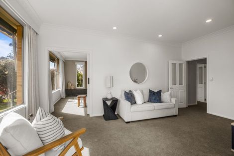 Photo of property in 10 Highfield Place, Avonhead, Christchurch, 8042