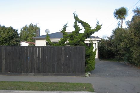 Photo of property in 187 Bowhill Road, New Brighton, Christchurch, 8083