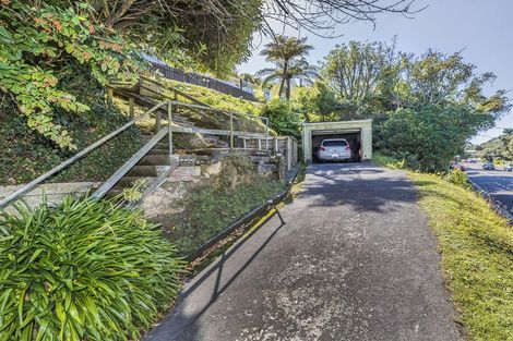 Photo of property in 111 Newlands Road, Newlands, Wellington, 6037