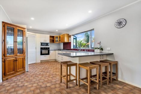 Photo of property in 11 Ohiwa Parade, Ohope, 3121