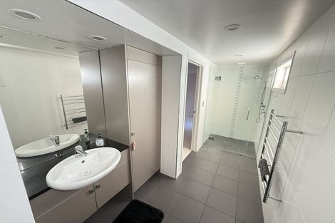 Photo of property in 105 East Coast Road, Castor Bay, Auckland, 0620