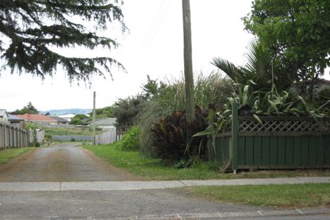 Photo of property in 37 Beatty Road, Pukekohe, 2120