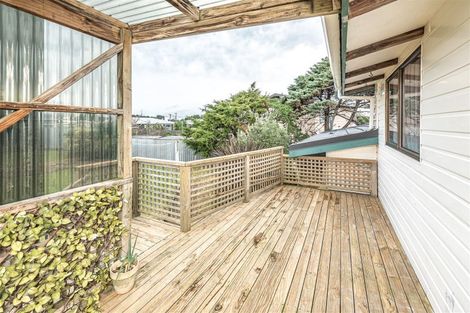 Photo of property in 24 Karyn Street, Castlecliff, Whanganui, 4501