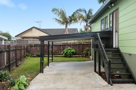 Photo of property in 13b Pokapu Place, Bethlehem, Tauranga, 3110