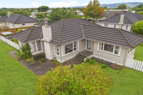 Photo of property in 18 Clyde Street, Levin, 5510
