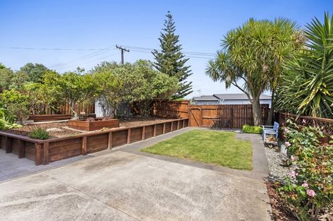 Photo of property in 67a Pohutukawa Place, Bell Block, New Plymouth, 4312