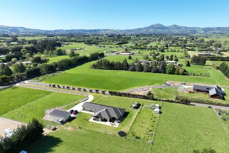 Photo of property in 30 Tara Hills Drive, North Taieri, Mosgiel, 9092