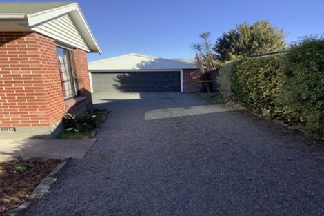 Photo of property in 287 Memorial Avenue, Burnside, Christchurch, 8053