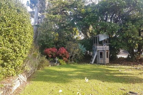 Photo of property in 1 Alwyn Avenue, Te Atatu South, Auckland, 0610