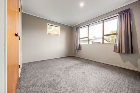 Photo of property in 15 Splitt Avenue, Glenview, Hamilton, 3206