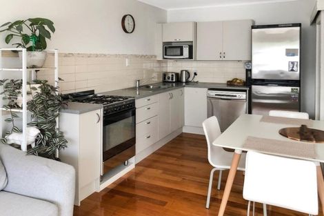 Photo of property in 3/8 Park Avenue, Takapuna, Auckland, 0622