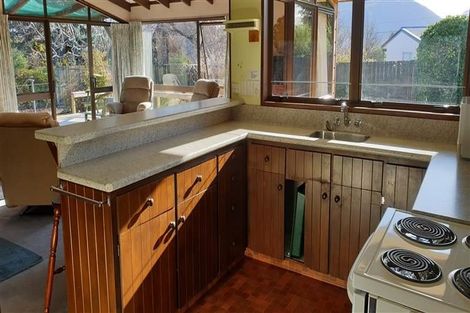 Photo of property in 152 Beacon Point Road, Wanaka, 9305