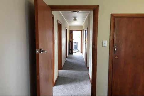 Photo of property in 18 Sinclair Avenue, Highbury, Palmerston North, 4412