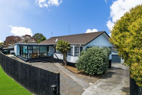 Photo of property in 7 Anglers Way, Wattle Downs, Auckland, 2102