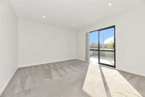 Photo of property in 40 Koroheke Road, Takanini, 2110