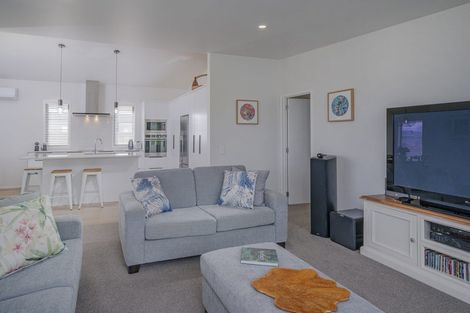 Photo of property in 23 Navigation Drive, Cooks Beach, Whitianga, 3591