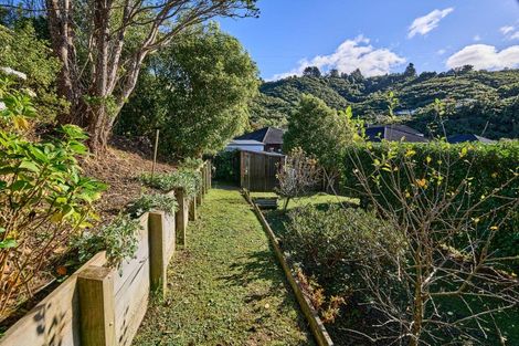 Photo of property in 147 Tirohanga Road, Tirohanga, Lower Hutt, 5010