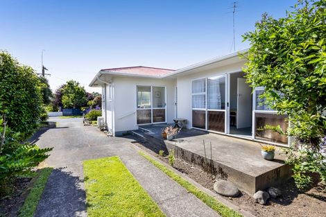 Photo of property in 7 Caplen Street, Hawera, 4610