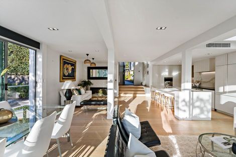 Photo of property in 30a Arney Crescent, Remuera, Auckland, 1050