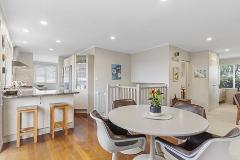 Photo of property in 30 Elliot Street, Howick, Auckland, 2014