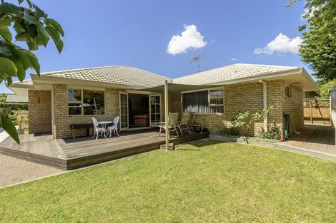 Photo of property in 8 Doneraille Place, Bethlehem, Tauranga, 3110