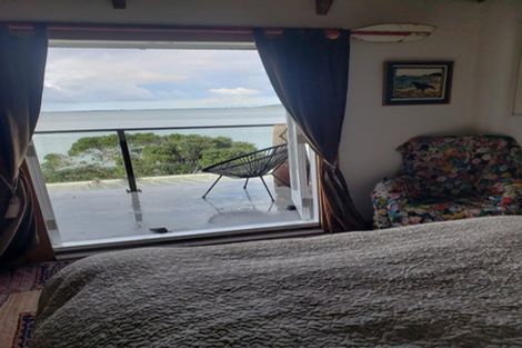 Photo of property in 102 Beach Road, Onerahi, Whangarei, 0110