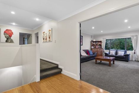 Photo of property in 322b Glenfield Road, Glenfield, Auckland, 0629