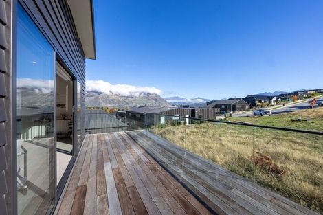Photo of property in 60 Kirimoko Crescent, Wanaka, 9305