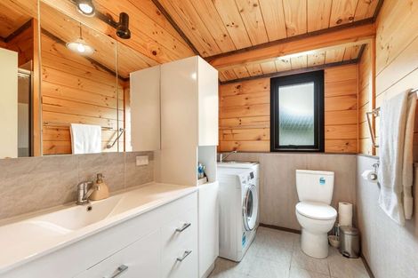 Photo of property in 12 Bens Place, Springvale, Whanganui, 4501