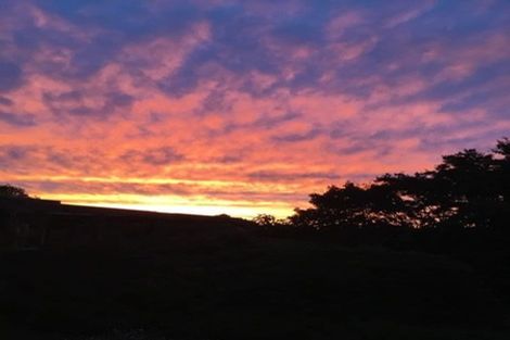 Photo of property in 6 Tari Road, Pukeatua, 3880