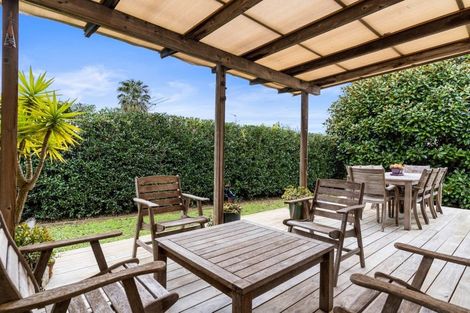 Photo of property in 5 Beragh Place, East Tamaki, Auckland, 2016