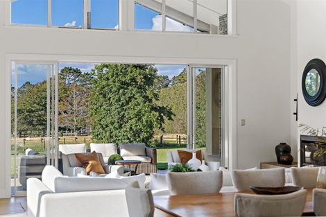 Photo of property in 5 Dysart Lane, Kumeu, 0891