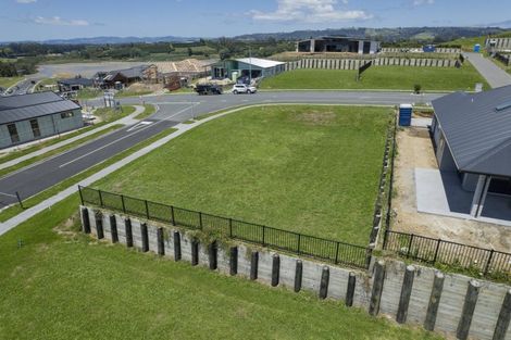 Photo of property in 35 Ridge Drive, Omokoroa, 3114