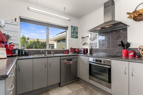 Photo of property in 3 Rainbow Place, Onerahi, Whangarei, 0110
