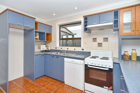 Photo of property in 132 Pacific Road, North New Brighton, Christchurch, 8083