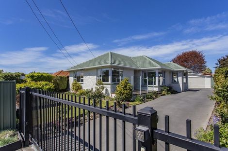 Photo of property in 7 Mclellan Place, Ilam, Christchurch, 8041