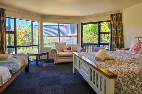 Photo of property in 1 Burnett Place, Lake Tekapo, 7999