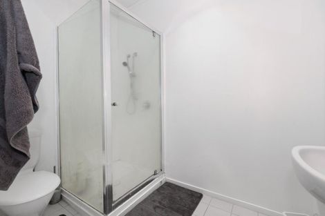 Photo of property in 21 Victory Street, Welcome Bay, Tauranga, 3112