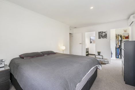 Photo of property in 3 Aztec Place, Conifer Grove, Takanini, 2112