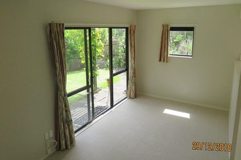 Photo of property in 14 Emlyn Place, Torbay, Auckland, 0630