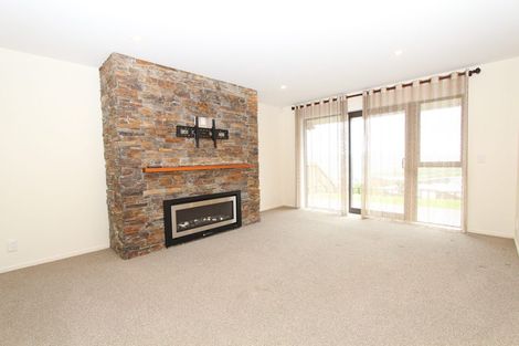 Photo of property in 47 Cedarwood Street, Woodridge, Wellington, 6037