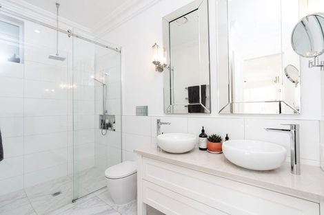 Photo of property in 48 Mcfarlane Street, Mount Victoria, Wellington, 6011